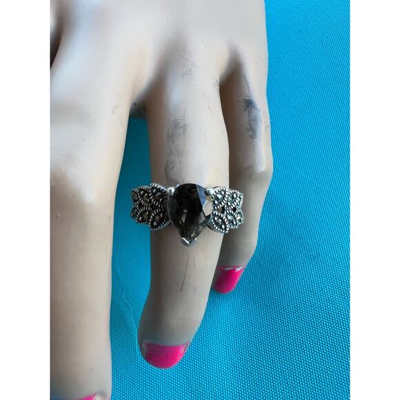 Silver Tone Brown CZ Stone with Marcasite Leaves Ring Size 7.5 - Picture 2 of 5